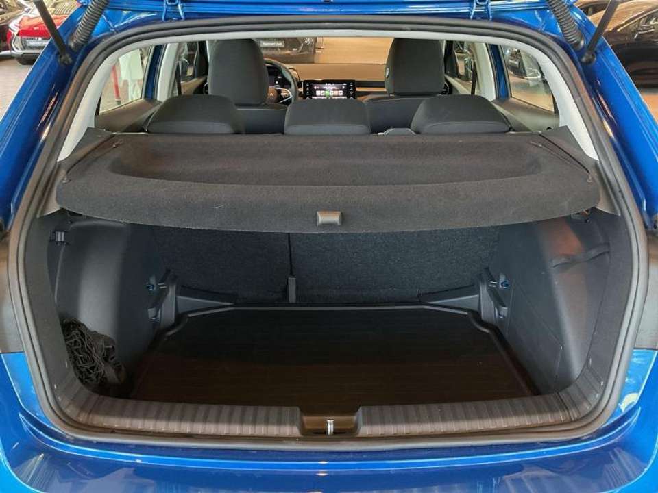 Car picture 11