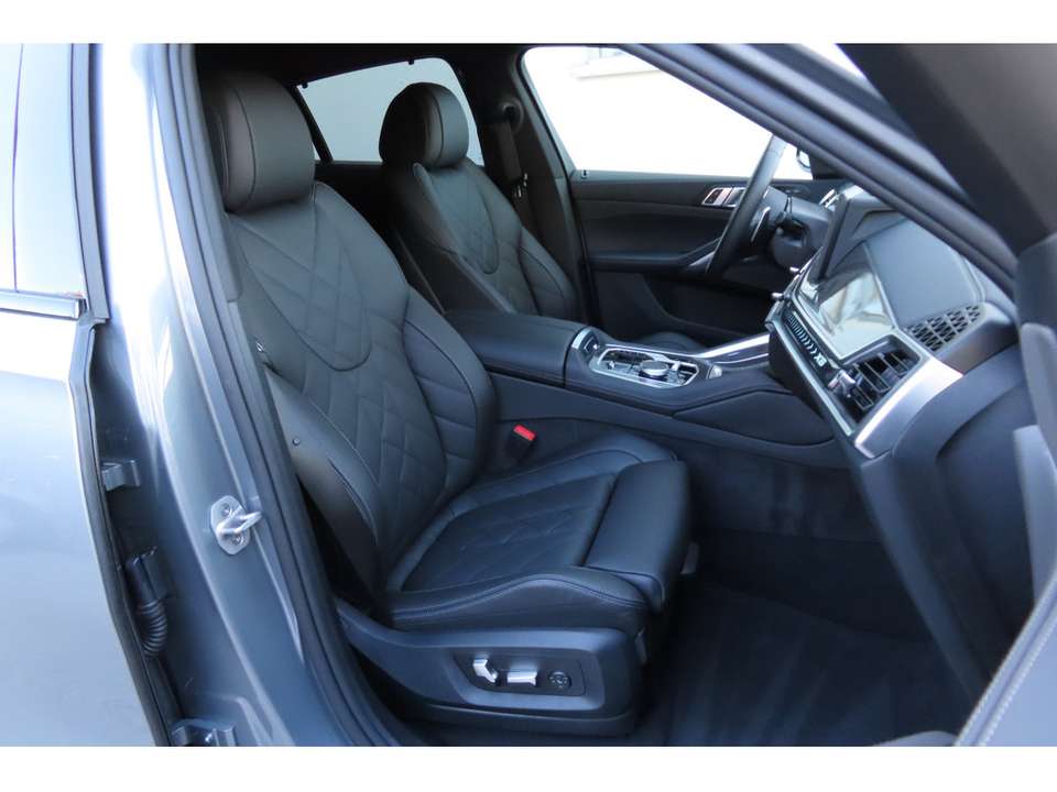 Car picture 9