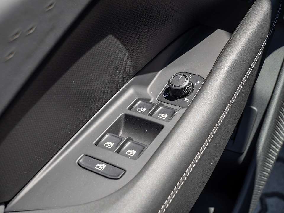 Car picture 17