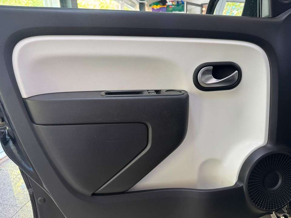 Car picture 10