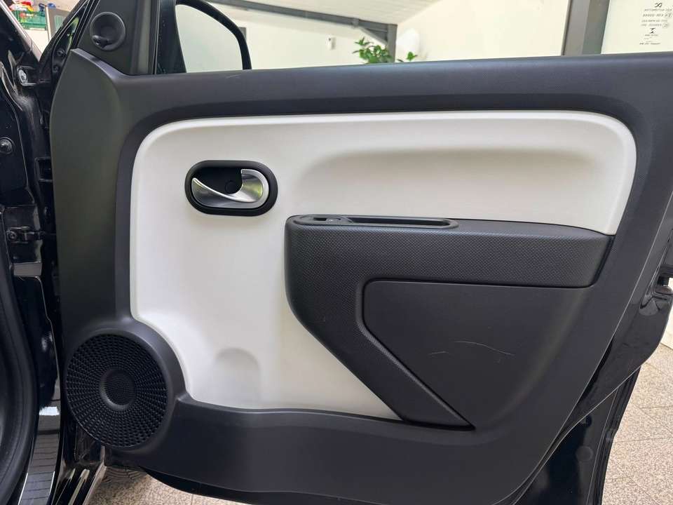 Car picture 16