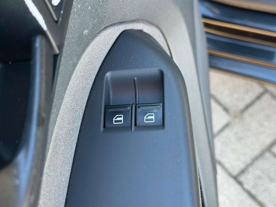 Car picture 12