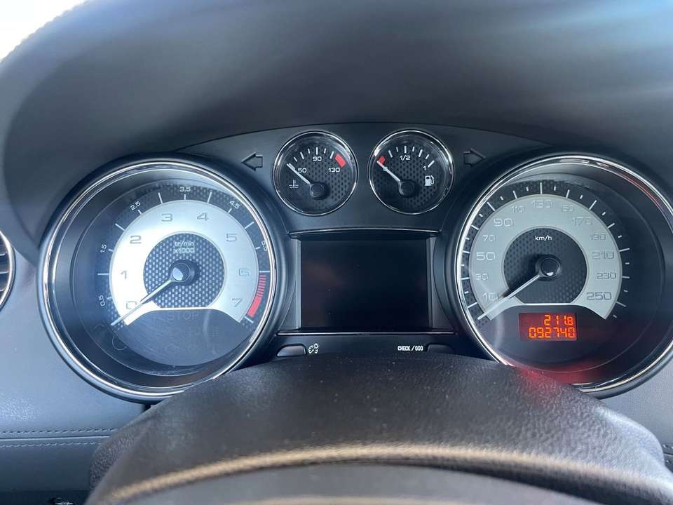 Peugeot RCZ - Imagem 9
