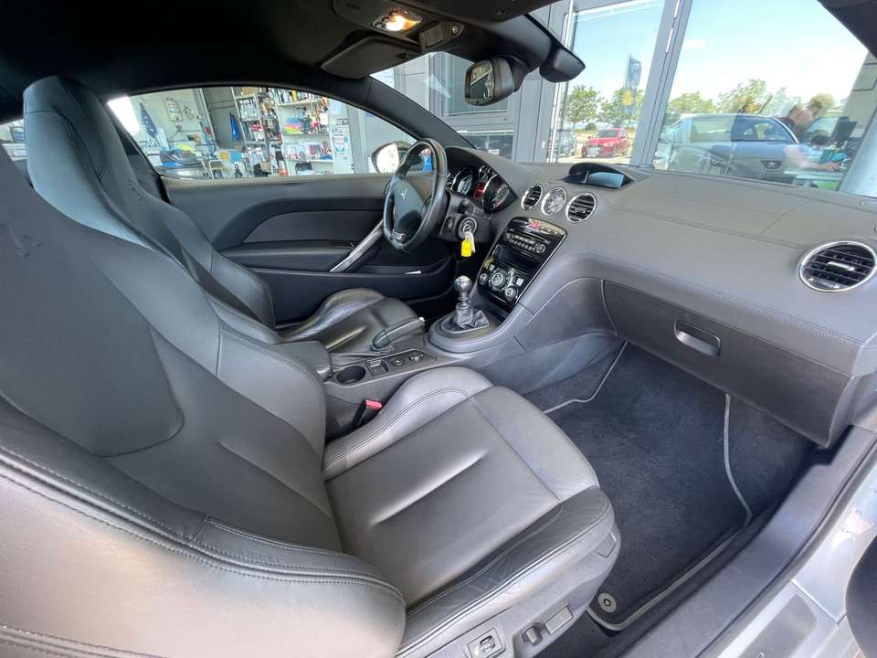 Peugeot RCZ - Imagem 13