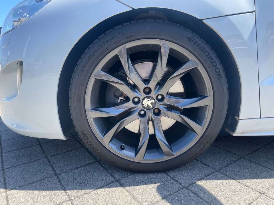 Peugeot RCZ - Imagem 15