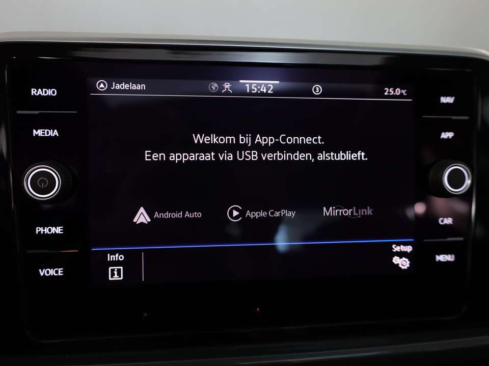 Volkswagen T-Roc - Imagem 14