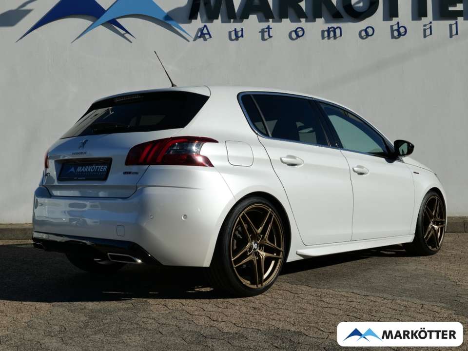 Car picture 3
