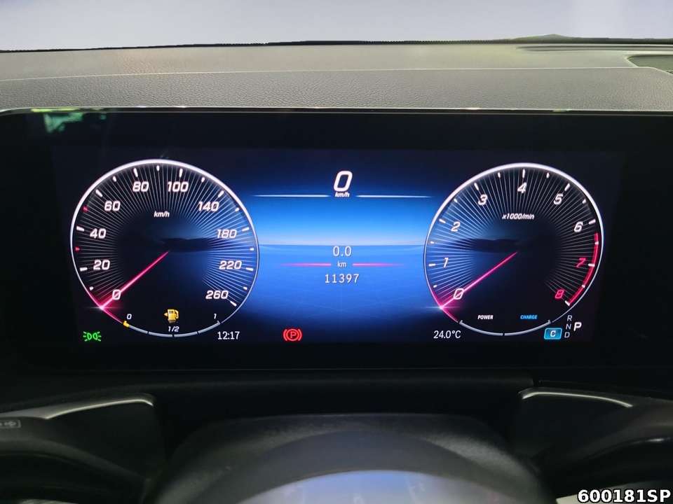 Mercedes-Benz GLB 200 - Imagem 10