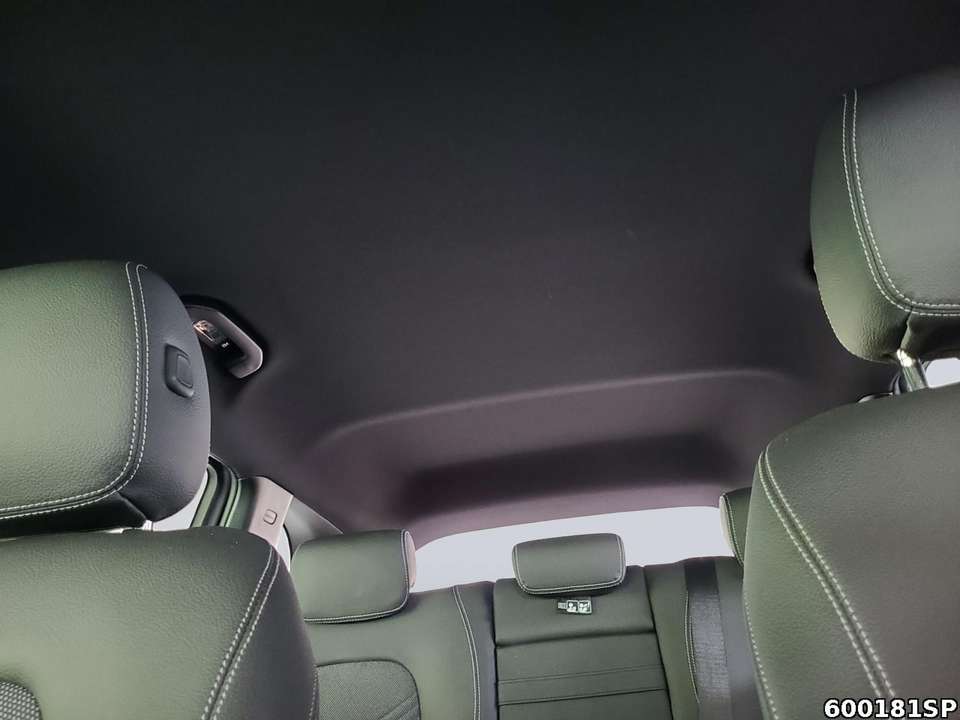 Mercedes-Benz GLB 200 - Imagem 13
