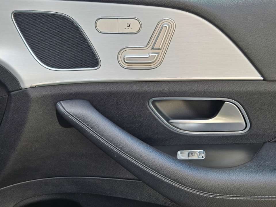 Car picture 11