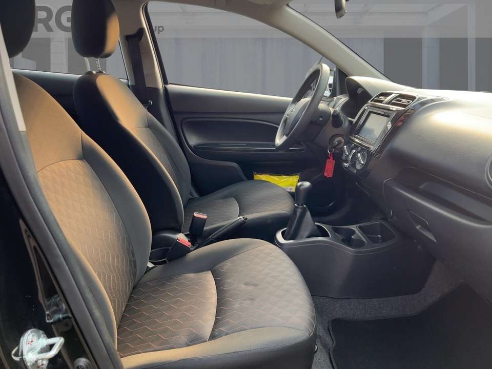 Mitsubishi Space Star - Imagem 9