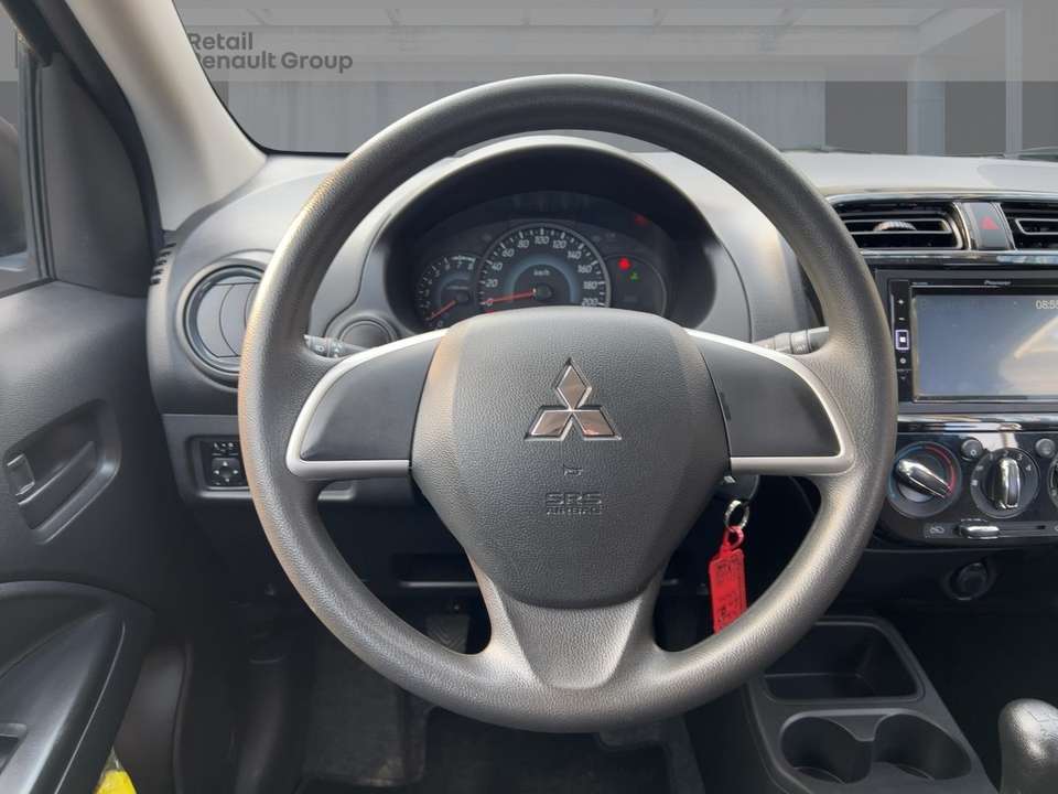 Mitsubishi Space Star - Imagem 12