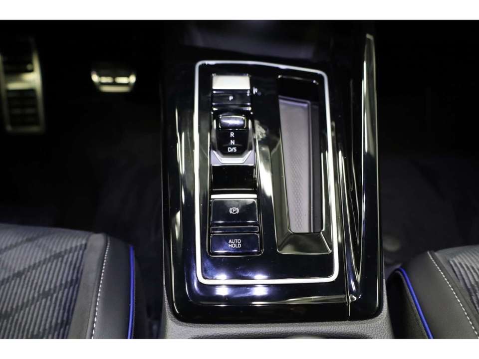 Volkswagen Golf Variant - Imagem 14
