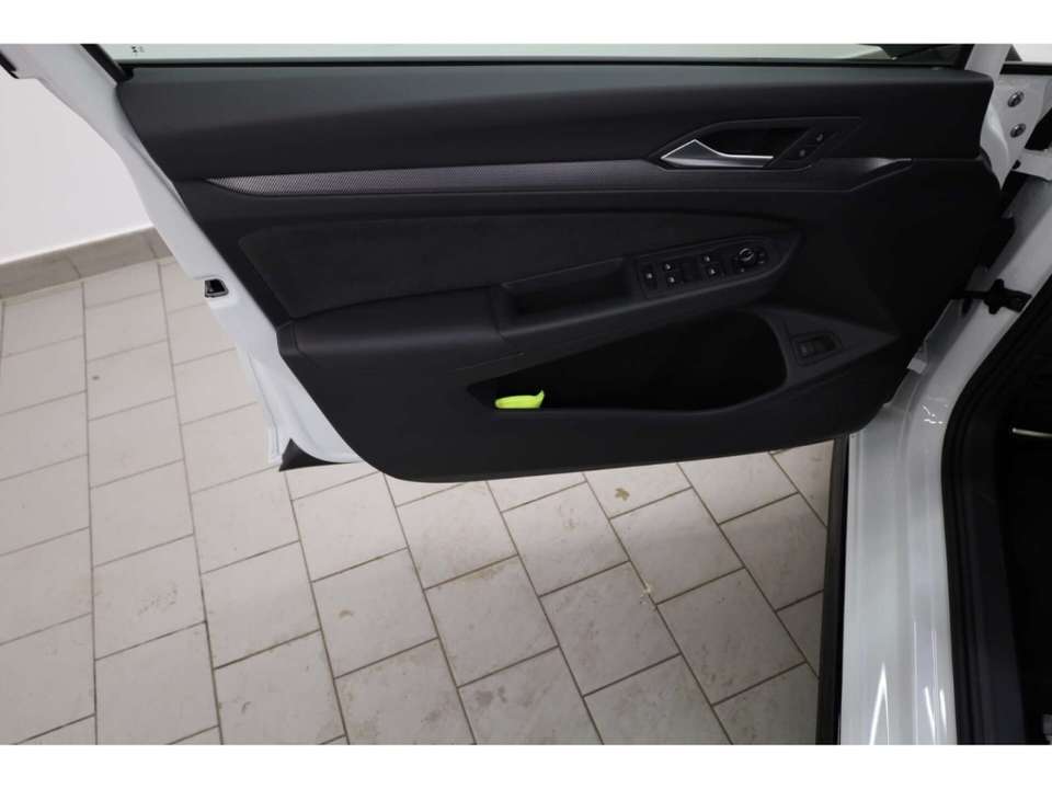 Volkswagen Golf Variant - Imagem 15