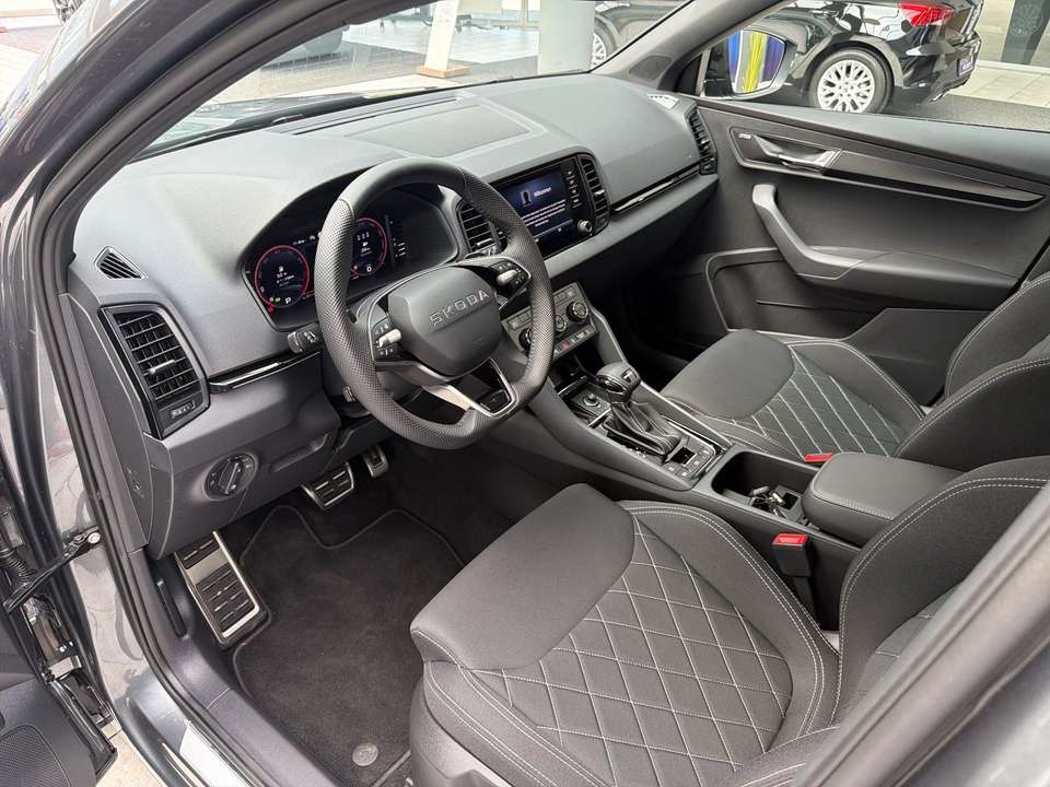 Skoda Karoq - Imagem 12