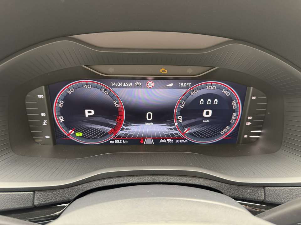 Skoda Karoq - Imagem 14
