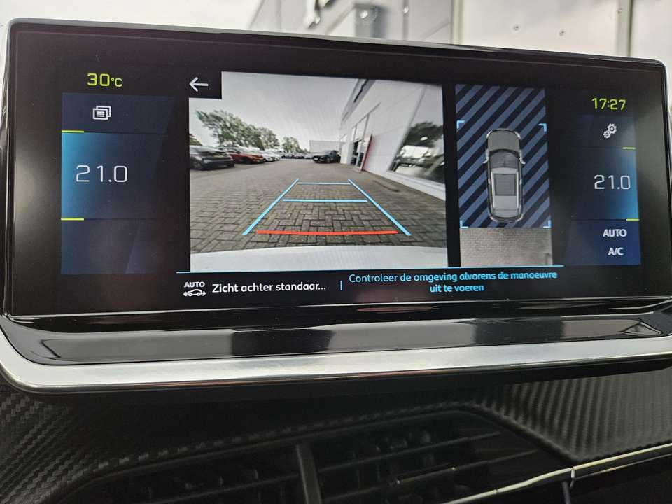 Peugeot e-2008 - Imagem 14