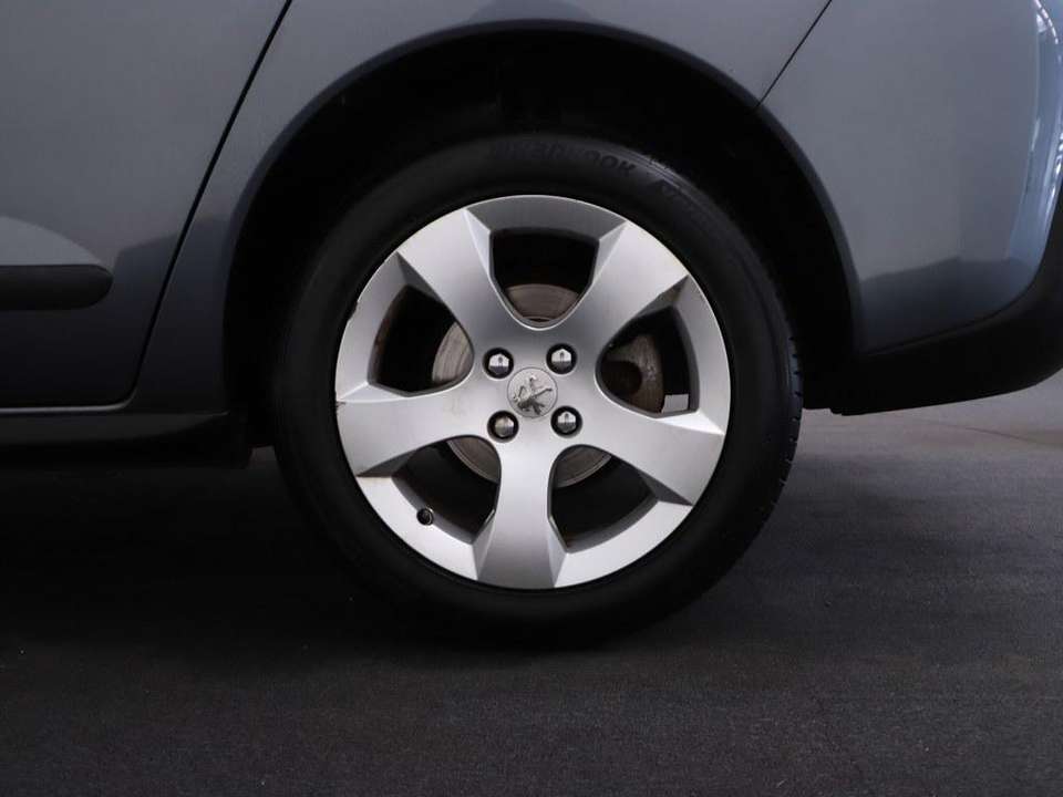 Car picture 5