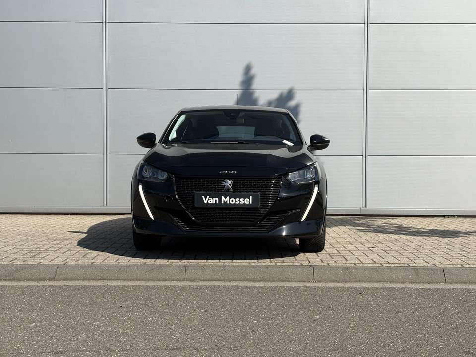 Peugeot e-208 - Imagem 9