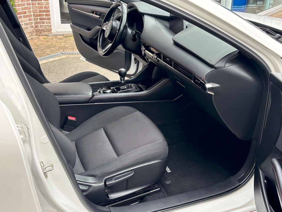 Mazda 3 - Imagem 7