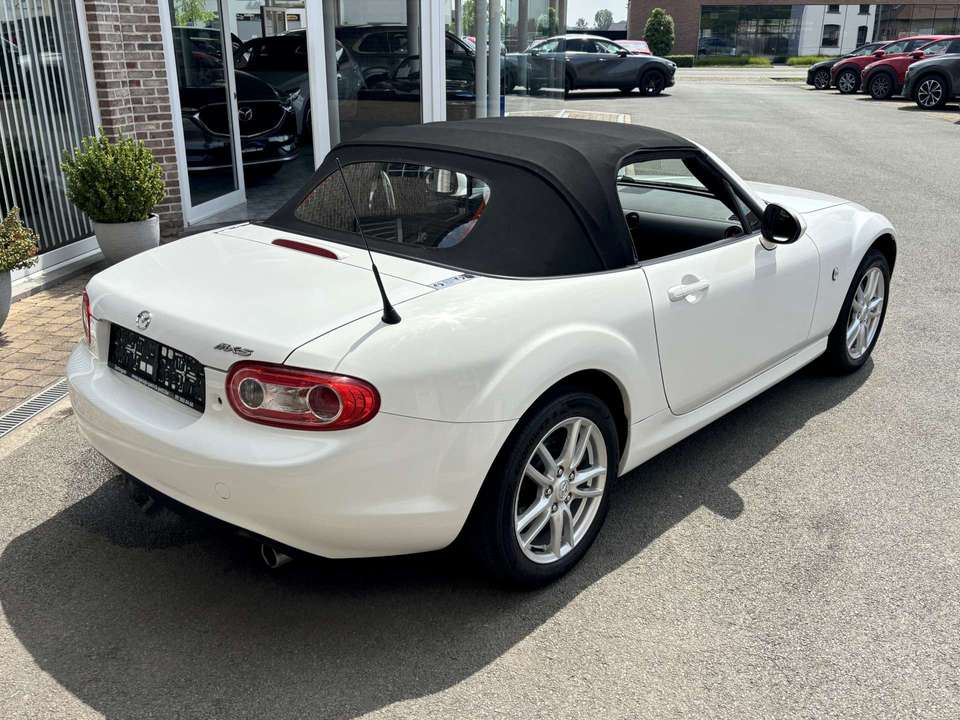 Mazda MX-5 - Imagem 8