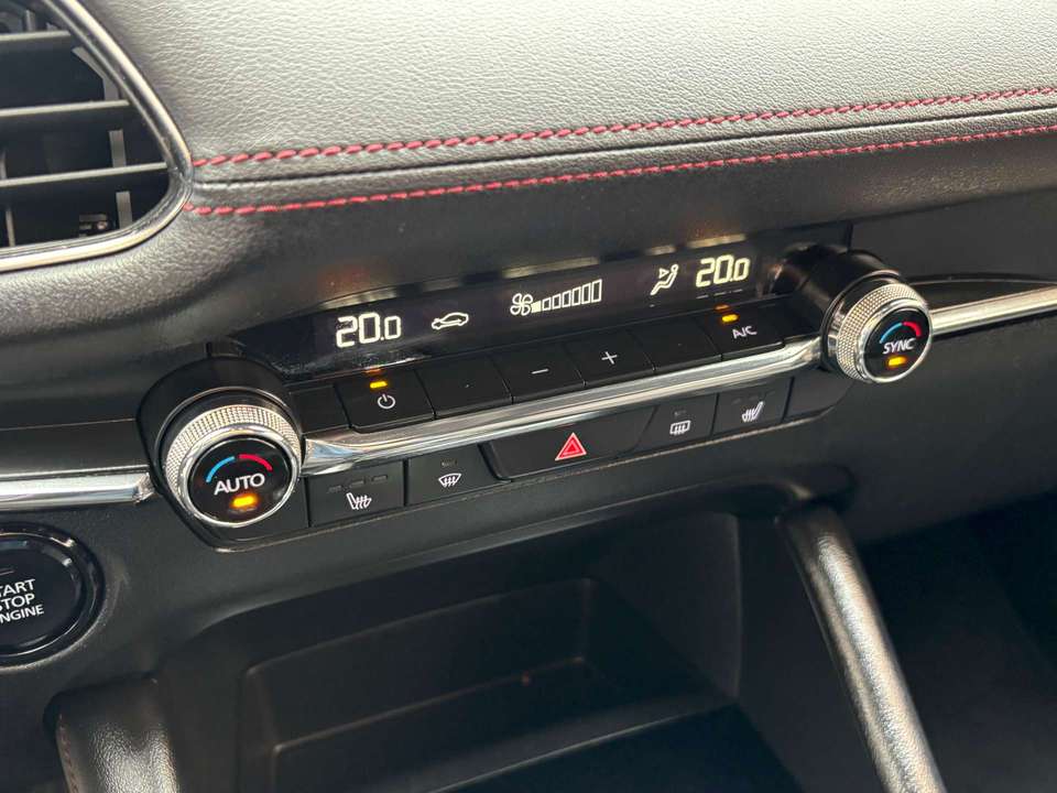 Mazda 3 - Imagem 12