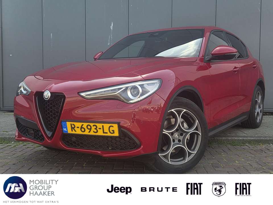 Alfa Romeo Stelvio - Imagem 1