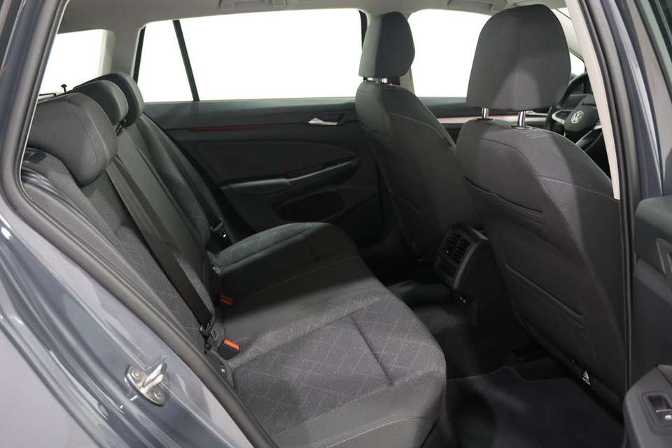Volkswagen Golf Variant - Imagem 11