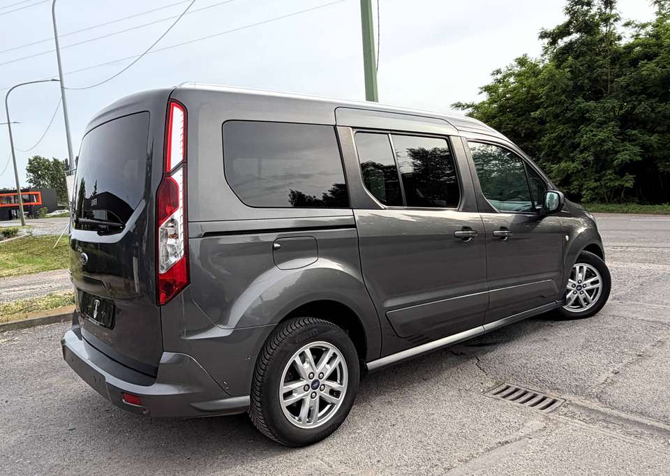Ford Tourneo Connect - Imagem 11