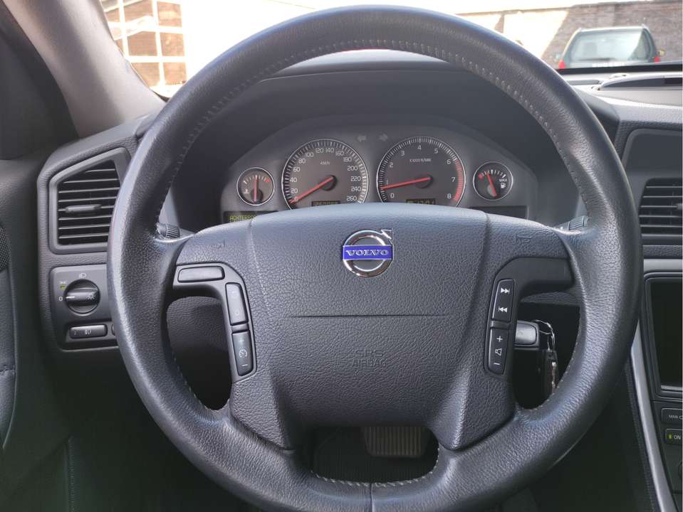 Volvo XC70 - Imagem 18