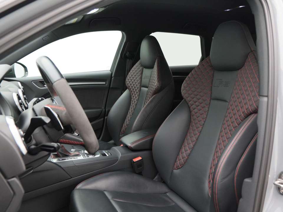 Audi RS3 - Imagem 5
