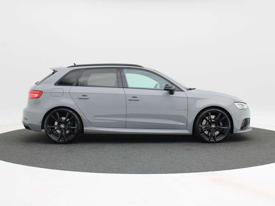 Audi RS3 - Imagem 7
