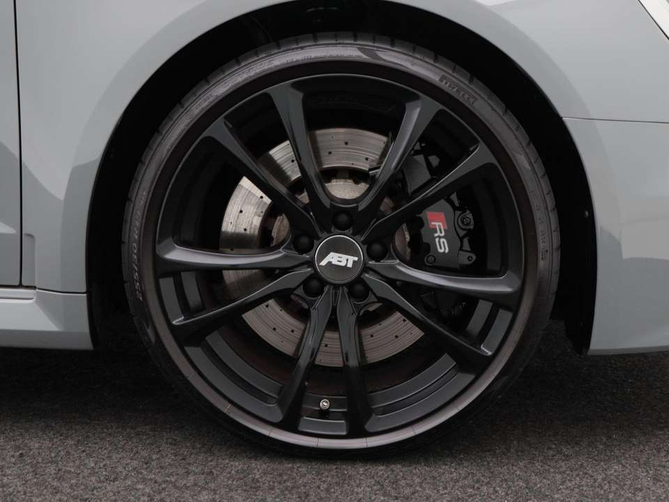 Audi RS3 - Imagem 12