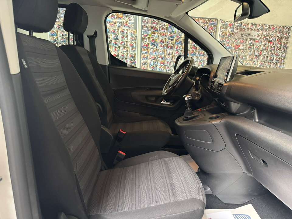 Opel Combo - Imagem 9