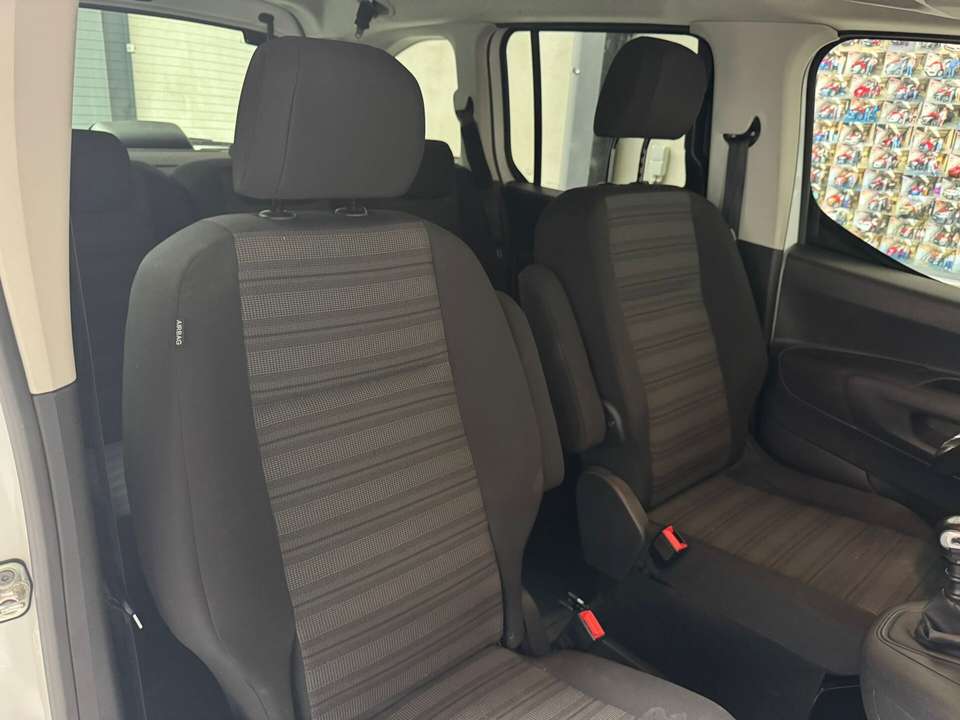 Opel Combo - Imagem 10