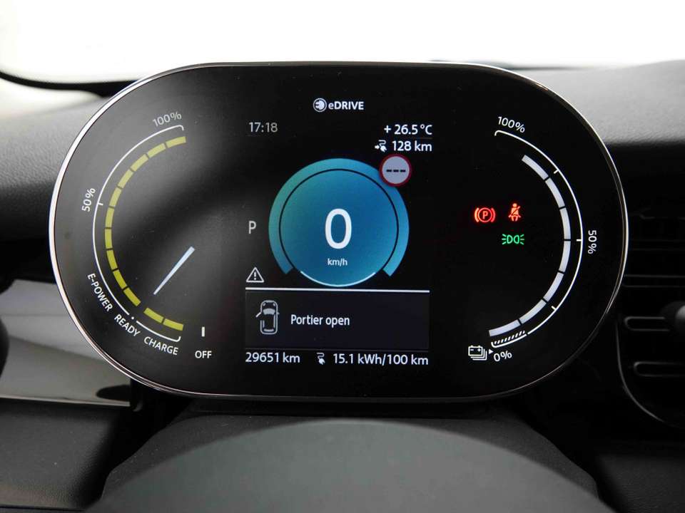 MINI Cooper SE - Imagem 15