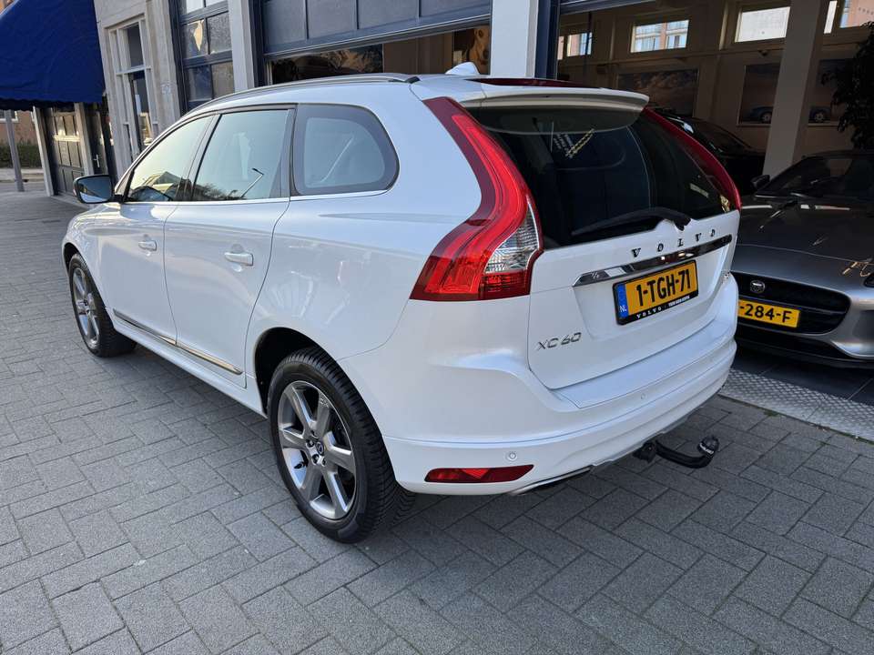 Volvo XC60 - Imagem 4