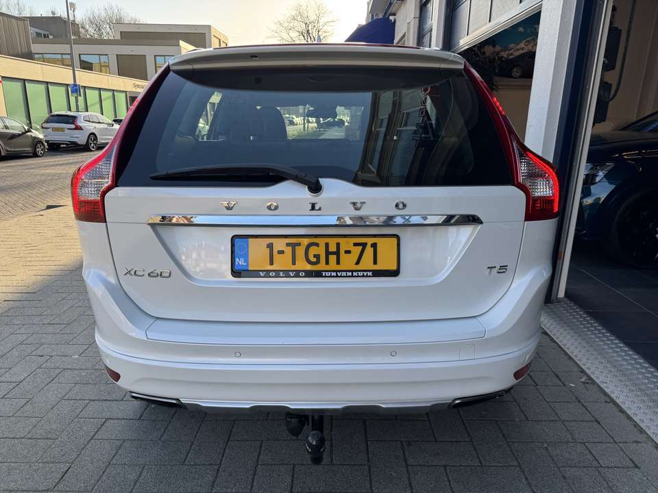 Volvo XC60 - Imagem 5