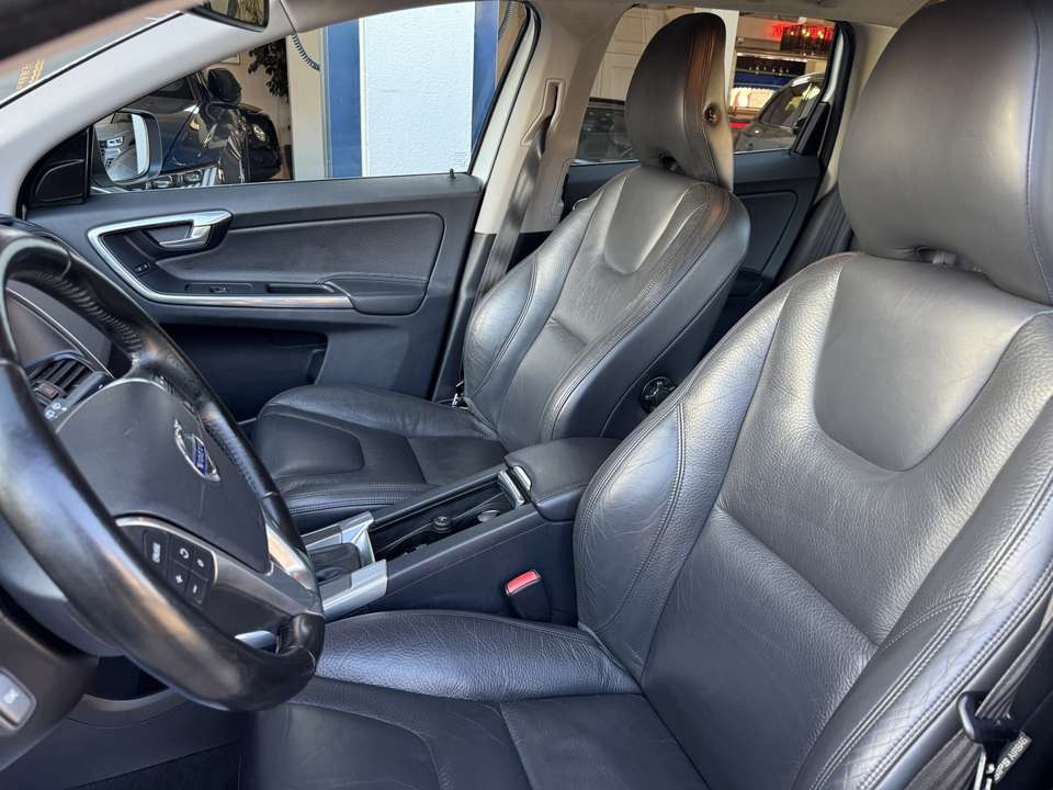 Volvo XC60 - Imagem 9