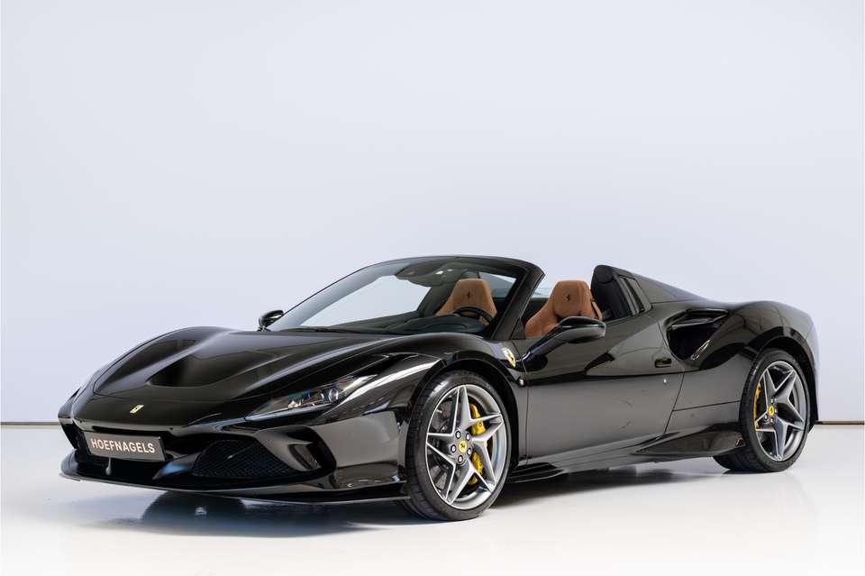 Ferrari F8 Spider - Imagem 1