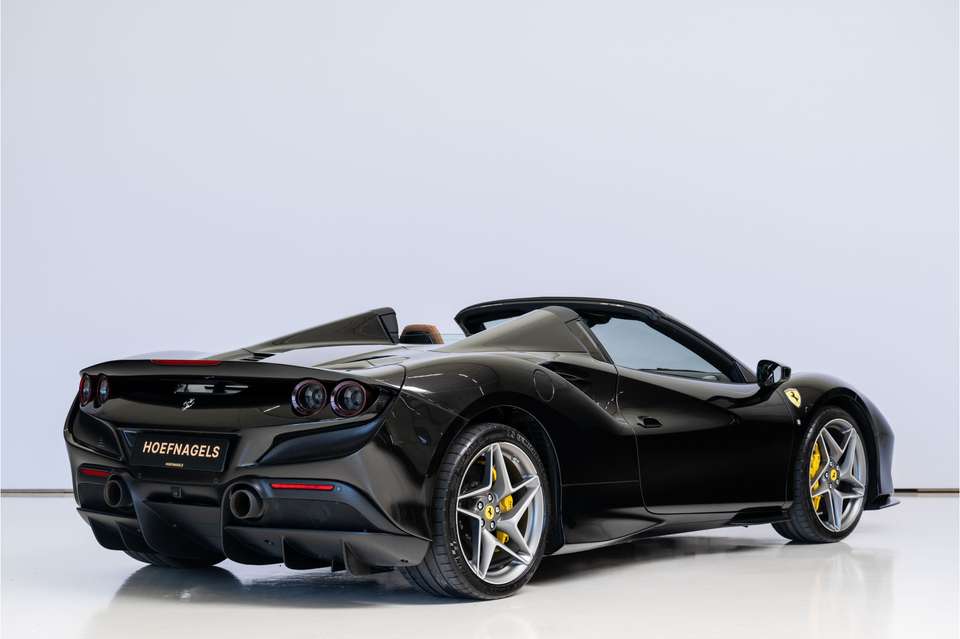 Ferrari F8 Spider - Imagem 3