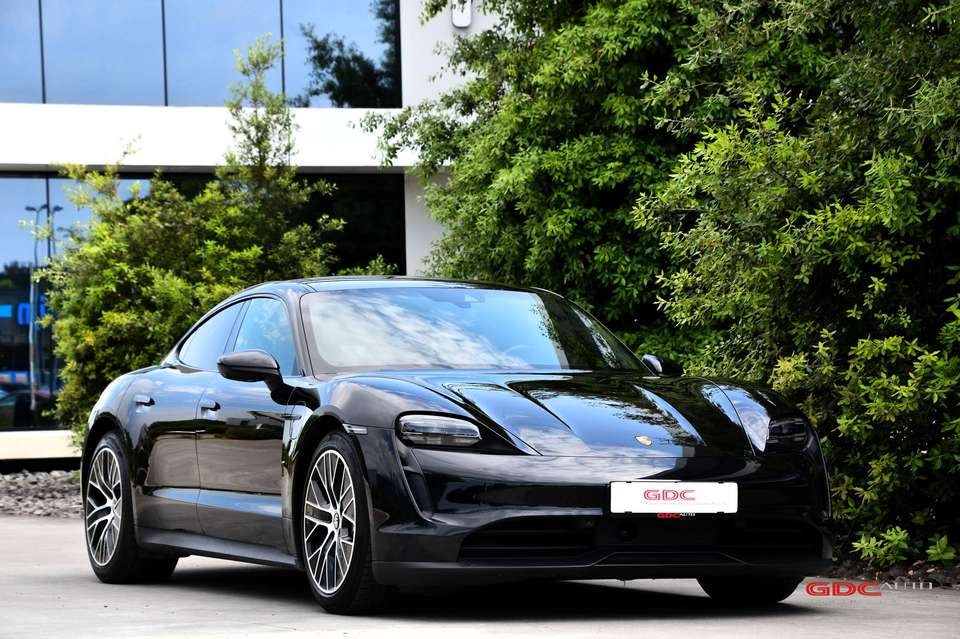 Porsche Taycan - Imagem 5