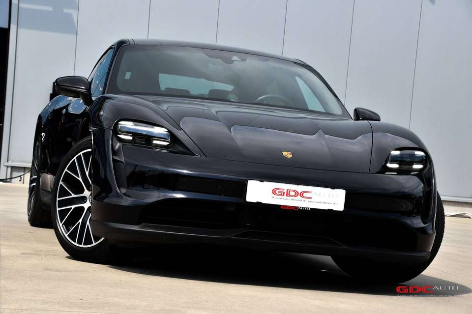 Porsche Taycan - Imagem 7