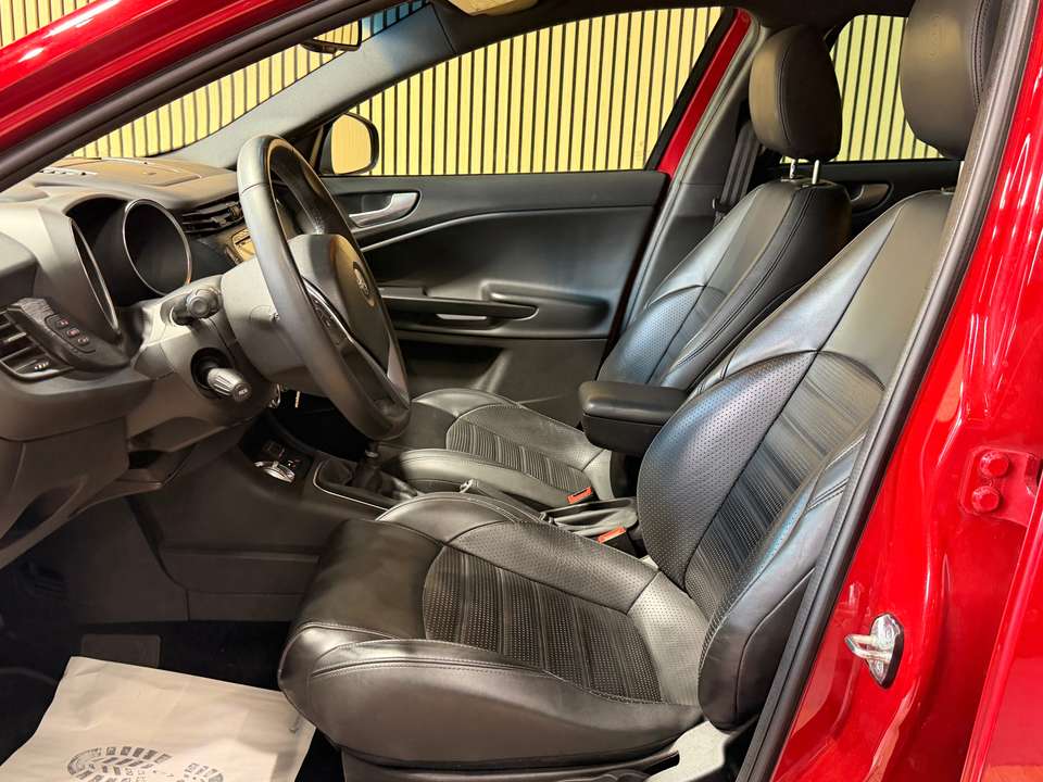 Alfa Romeo Giulietta - Imagem 11