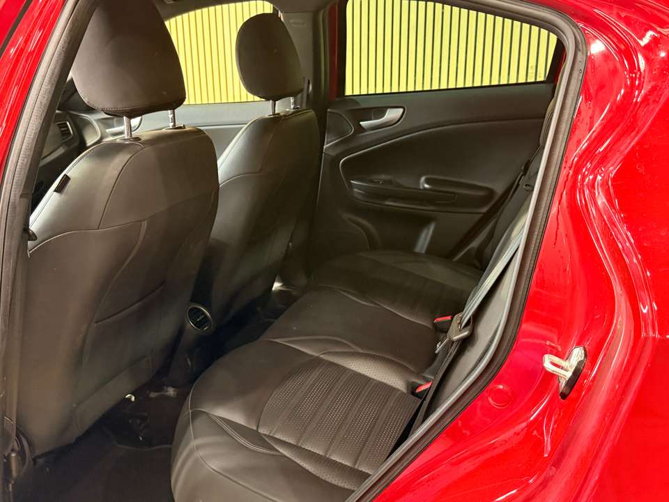 Alfa Romeo Giulietta - Imagem 12