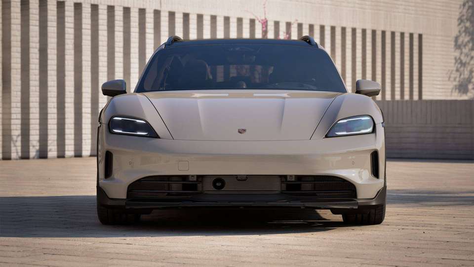 Porsche Taycan - Imagem 6