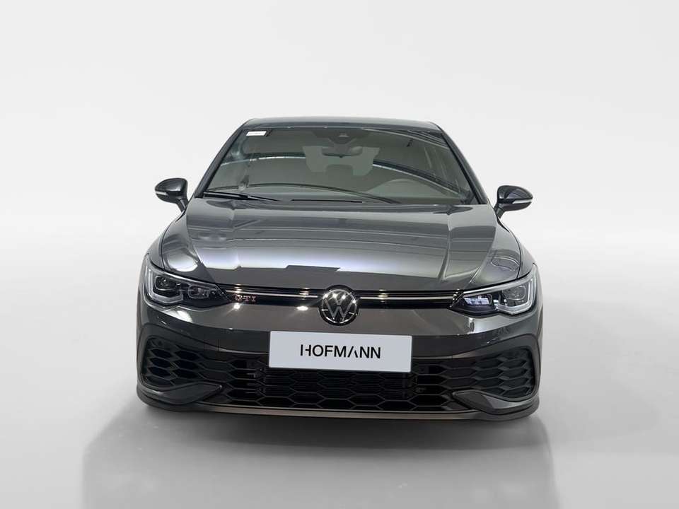 Volkswagen Golf - Imagem 2