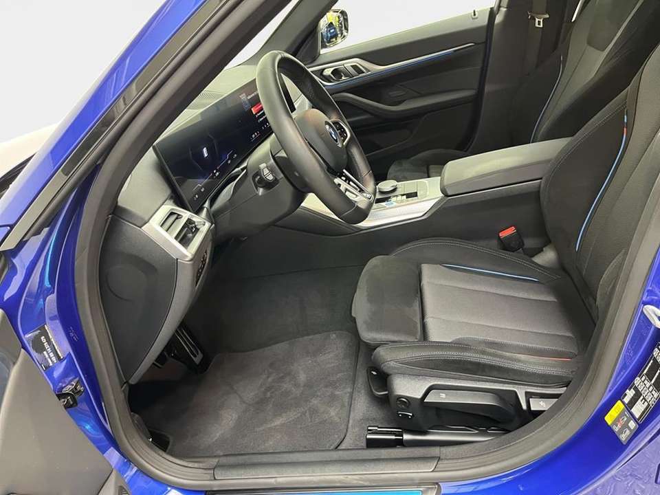 BMW i4 - Imagem 10