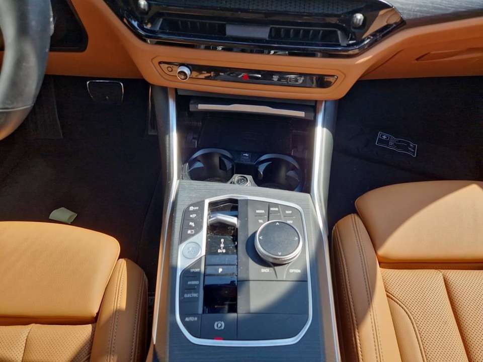 Car picture 11