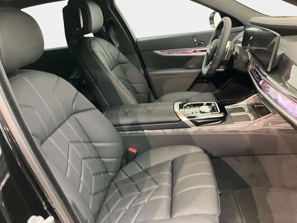 Car picture 14